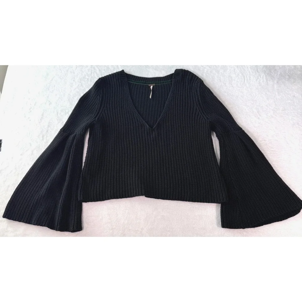 Free People Sweater Women XS Damsel Rib‎ Knit V-neck Bell Sleeve Sweater Black